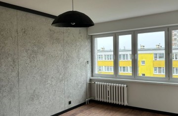 3 pok. mieszkanie po gruntownym remoncie, niski blok -V osie ...