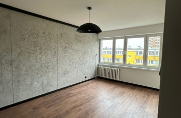 3 pok. mieszkanie po gruntownym remoncie, niski blok -V osie ...