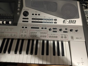 Roland e 80