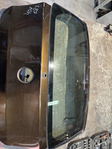 Klapa Bagażnika BMW E87 10H cena 500zł