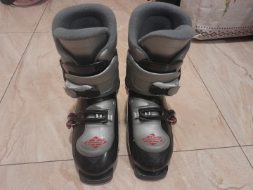 Buty narciarskie Munari dziecięce rozmiar 36-37. Długość sko