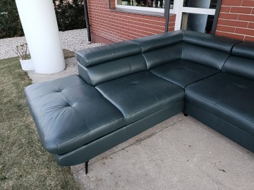 Sprzedam narożnik ze sk&oacute;ry