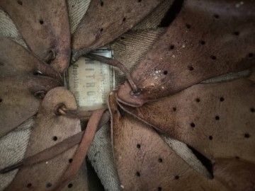 Sprzedam stare kaski orzeszki PRL