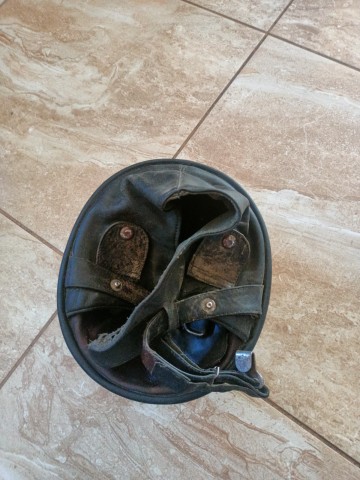 Sprzedam stare kaski orzeszki PRL