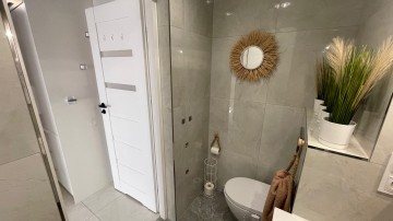 Atrakcyjne, 3 pokojowe mieszkanie z balkonem-ul. Al. 1 Maja