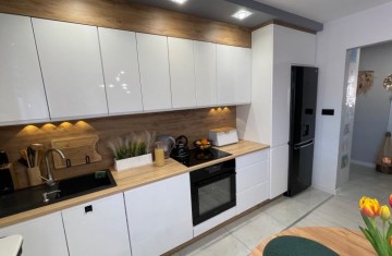 Atrakcyjne, 3 pokojowe mieszkanie z balkonem -ul. Aleje 1 Ma ...