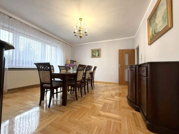 Dom - Sompolno na sprzedaż