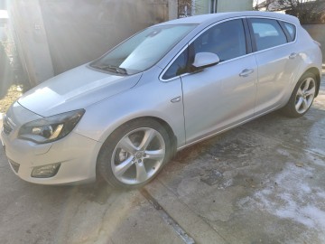 OPEL ASTRA J 1.6 turbo