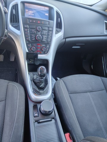 OPEL ASTRA J 1.6 turbo