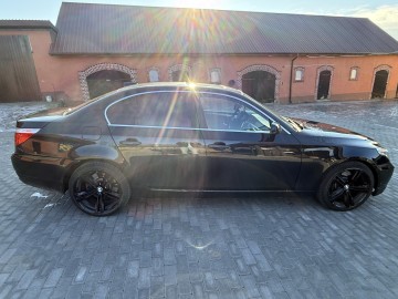 Sprzedam BMW 5 e60 530i manual