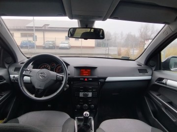 Opel Astra H 1.4 kombi