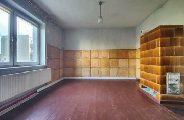 Na sprzedaż 2 duże pokoje na parterze do remontu