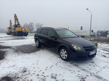 Sprzedam Opla Astrę h kombi