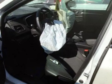 RENAULT Megane IV 1,5 Dci 2021r. 115KM przebieg tylko 11786k