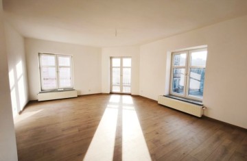 Lokal biurowy o wysokim standardzie, korzystna lokalizacja,  ...