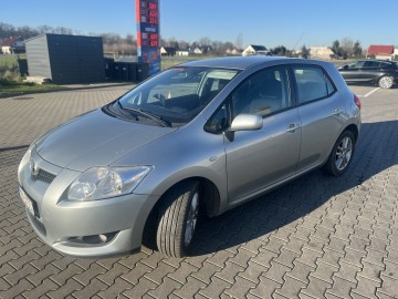 Toyota Auris 2.0 D-4D Luna