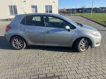 Toyota Auris 2.0 D-4D Luna