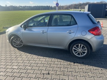 Toyota Auris 2.0 D-4D Luna