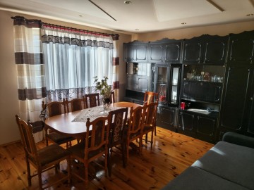 Wynajmę dom 200 m&sup2; dla pracownik&oacute;w &ndash; 2 wejścia, 2 kuchnie...