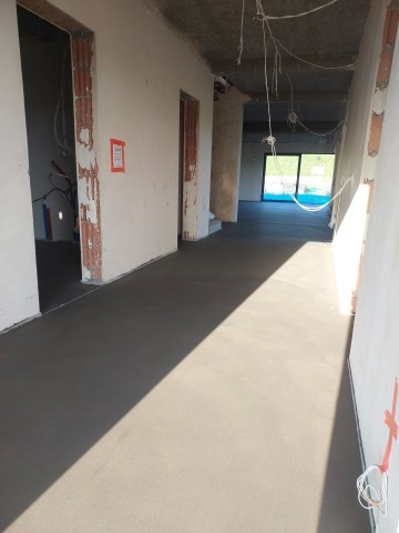 Posadzki wylewki maszynowe,  styrobeton,  płynny styropian