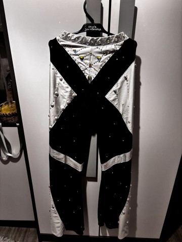 Sprzedam str&oacute;j do disco-dance