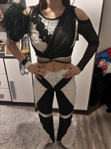 Sprzedam str&oacute;j do disco-dance