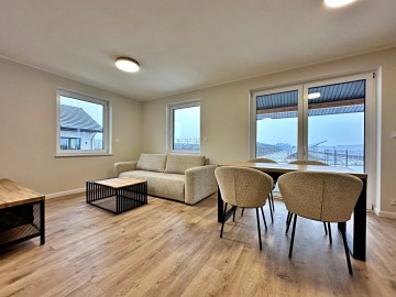 Dom w zabudowie bliźniaczej Modła Kr&oacute;lewska