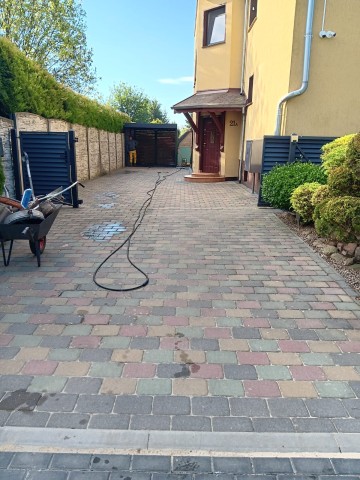 Mycie elewacji, kostki brukowej itp.