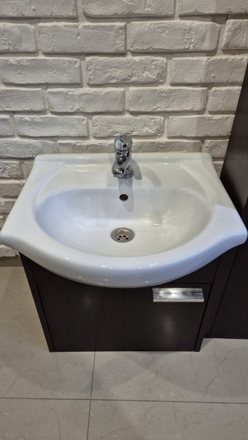 Na sprzedaż meble łazienkowe