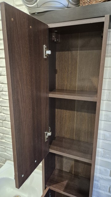 Na sprzedaż meble łazienkowe