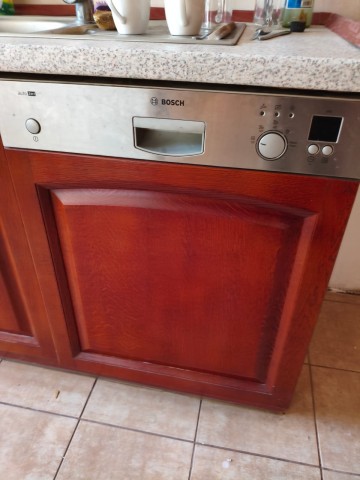 Sprzedam zmywarkę Bosch widoczną na zdjęciach do końca spraw