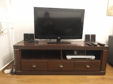 Sprzedam szafkę pod RTV i komplet wypoczynkowy