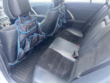 Sprzedam Toyota Avensis 1.8 Benz automat