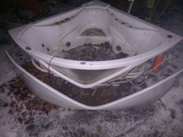 Wanna z hydromasażem/jacuzzi