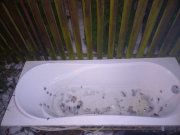 Wanna z hydromasażem/jacuzzi