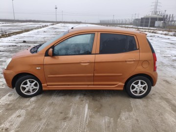 Sprzedam Kia Picanto 1.1 benzyna, rocznik 2004.