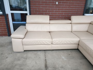 Sprzedam narożnik ze sk&oacute;ry