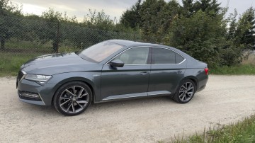 Sprzedam Skodę Superb L&K 2021 2.0TDI 200KM