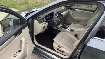 Sprzedam Skodę Superb L&K 2021 2.0TDI 200KM