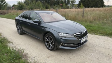 Sprzedam Skodę Superb L&K 2021 2.0TDI 200KM