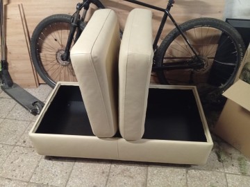 Sprzedam dużą pufę ze sk&oacute;ry kolor ż&oacute;łty