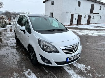 Opel Meriva 2012 rok 1.4 benzyna 140 KM + bogate wyposażenie