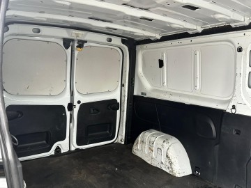 Renault Trafic 1.6 DCI + niski przebieg + klimatyzacja + LED