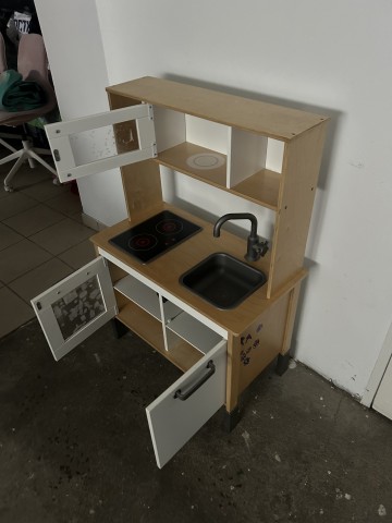 Nartosanki sanki rowerki w&oacute;zek spacerowy lozeczko zabawki