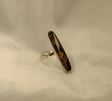 Srebrne pierścionki z bursztynem