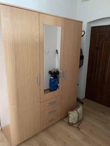 1-pokojowe mieszkanie z oddzielną kuchnią i łazienką