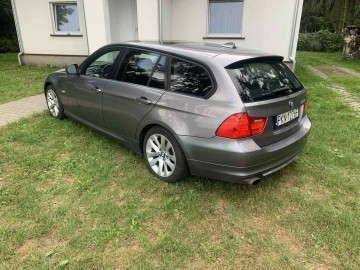 Bmw E91 Touring 2009, 2.0i, automat, sk&oacute;ra, duża navi,