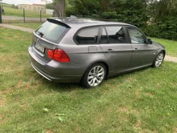 Bmw E91 Touring 2009, 2.0i, automat, sk&oacute;ra, duża navi,