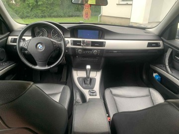 Bmw E91 Touring 2009, 2.0i, automat, sk&oacute;ra, duża navi,