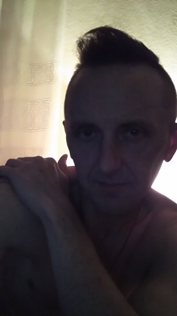 poznam przyjaci&oacute;łkę